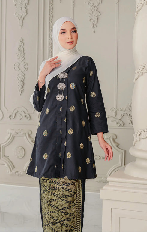 Anggun Kebaya | Black Gold